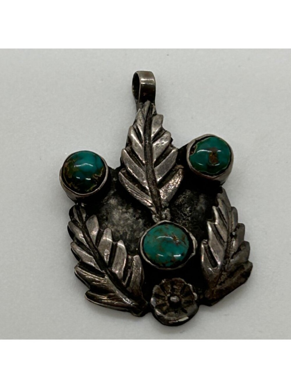 Vintage Alpaca Silver Turquoise Pendant Leaf Flower Tribal Boho Southwestern - Picture 10 of 10